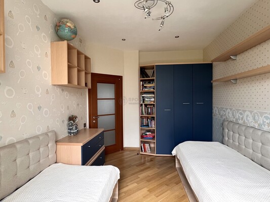 Продам многокомнатную квартиру, Ленинградское ш, 13к1, Москва г