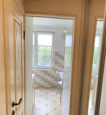 Продам трехкомнатную (3-комн.) квартиру, Севастопольский пр-кт, 51к2, Москва г