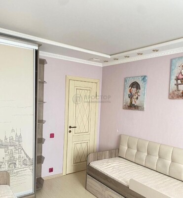 Продам трехкомнатную (3-комн.) квартиру, Севастопольский пр-кт, 51к2, Москва г