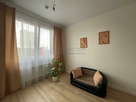 Продам однокомнатную (1-комн.) квартиру, Красного Маяка ул, 26А, Москва г