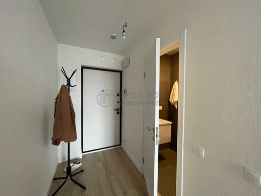 Продам однокомнатную (1-комн.) квартиру, Красного Маяка ул, 26А, Москва г