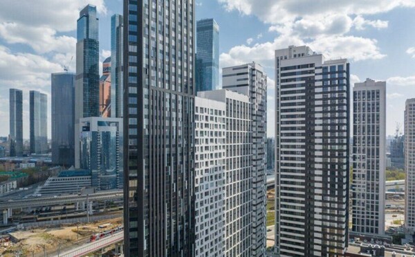 Продам трехкомнатную (3-комн.) квартиру, Шмитовский проезд, 39к6, Москва г