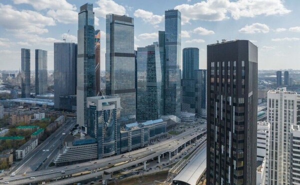 Продам трехкомнатную (3-комн.) квартиру, Шмитовский проезд, 39к6, Москва г