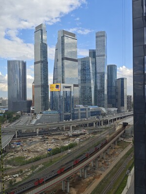 Продам трехкомнатную (3-комн.) квартиру, Шмитовский проезд, 39к6, Москва г