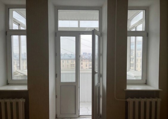 Продам трехкомнатную (3-комн.) квартиру, Алабяна ул, 10к2, Москва г
