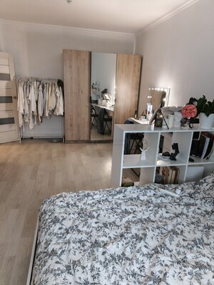 Продам двухкомнатную (2-комн.) квартиру, Малая Филёвская ул, 22, Москва г