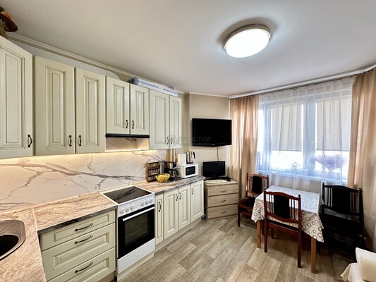 Продам двухкомнатную (2-комн.) квартиру, Покровская ул, 17к3, Москва г