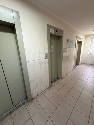 Продам трехкомнатную (3-комн.) квартиру, Пронская ул, 11к2, Москва г