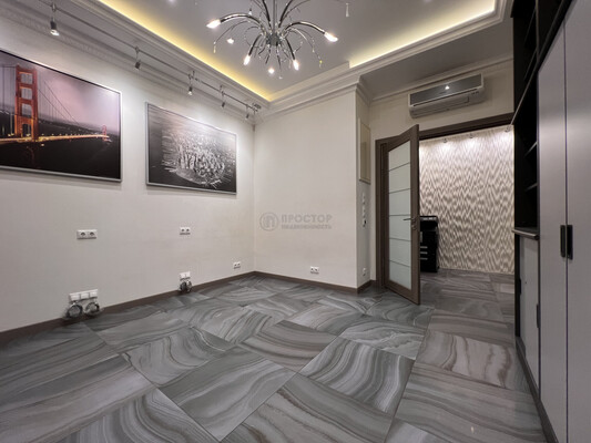 Продам многокомнатную квартиру, Тверская ул, 6с3, Москва г