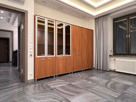 Продам многокомнатную квартиру, Тверская ул, 6с3, Москва г