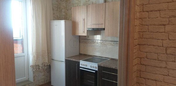 Продам однокомнатную (1-комн.) квартиру, Центральная ул, 22, Володарского п