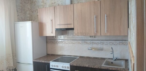 Продам однокомнатную (1-комн.) квартиру, Центральная ул, 22, Володарского п