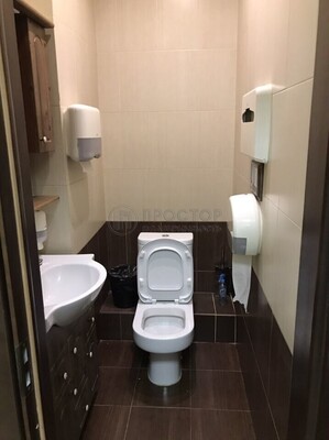 Продам коммерческое помещение 93,1 м2, Бережковская наб, 12, Москва г