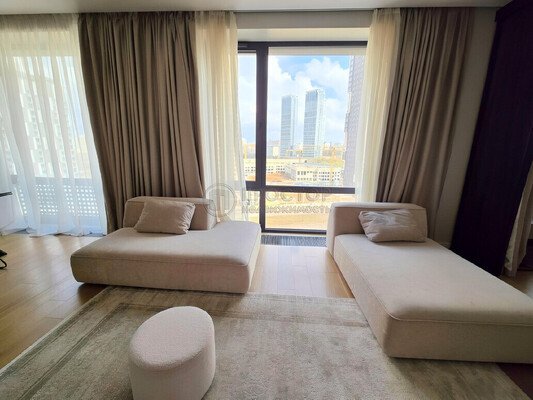 Продам многокомнатную квартиру, Янковского ул, 1к1, Москва г