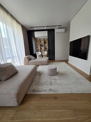 Продам многокомнатную квартиру, Янковского ул, 1к1, Москва г