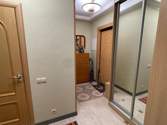 Продам однокомнатную (1-комн.) квартиру, Рублёвское ш, 30к2, Москва г