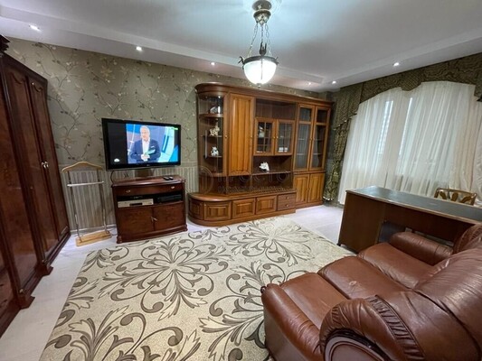 Продам однокомнатную (1-комн.) квартиру, Рублёвское ш, 30к2, Москва г