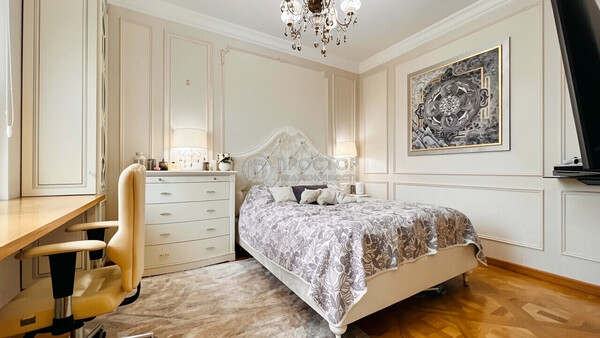 Продам трехкомнатную (3-комн.) квартиру, Электролитный проезд, 16к7, Москва г