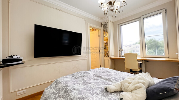 Продам трехкомнатную (3-комн.) квартиру, Электролитный проезд, 16к7, Москва г