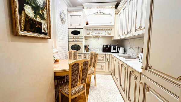 Продам трехкомнатную (3-комн.) квартиру, Электролитный проезд, 16к7, Москва г