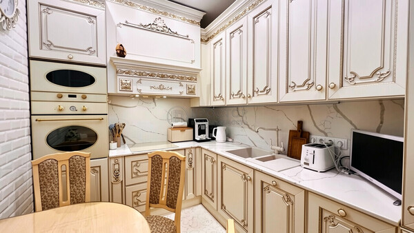 Продам трехкомнатную (3-комн.) квартиру, Электролитный проезд, 16к7, Москва г