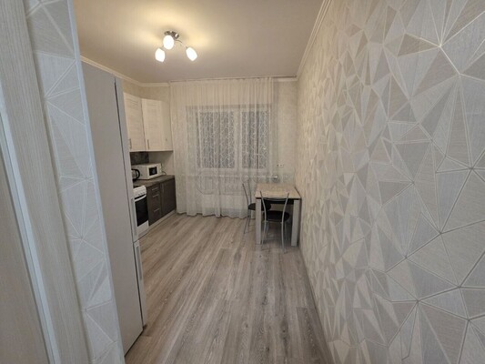 Продам однокомнатную (1-комн.) квартиру, Татьянин Парк ул, 19к2, Московский п