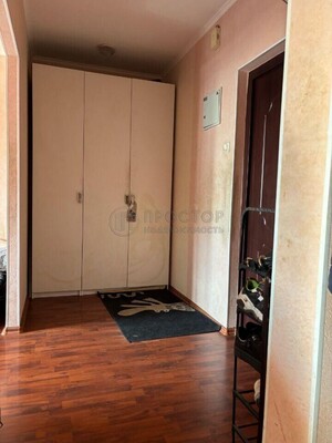 Продам однокомнатную (1-комн.) квартиру, Окская ул, 3к2, Москва г