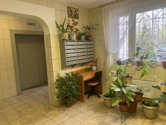 Продам однокомнатную (1-комн.) квартиру, Окская ул, 3к2, Москва г