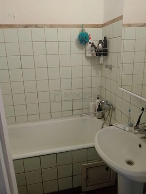 Продам трехкомнатную (3-комн.) квартиру, Малая Грузинская ул, 46, Москва г