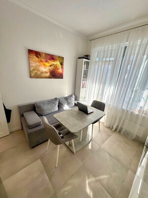 Продам двухкомнатную (2-комн.) квартиру, Берзарина ул, 32, Москва г