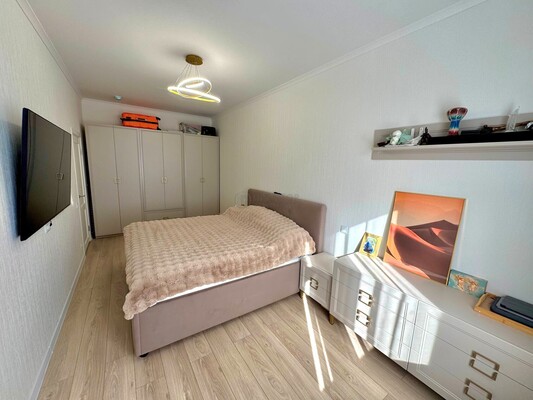 Продам двухкомнатную (2-комн.) квартиру, Берзарина ул, 32, Москва г