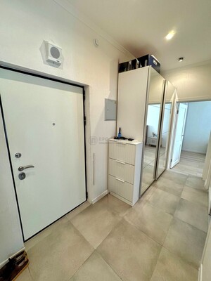 Продам двухкомнатную (2-комн.) квартиру, Берзарина ул, 32, Москва г