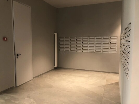 Продам двухкомнатную (2-комн.) квартиру, Автозаводская ул, 26/1, Москва г