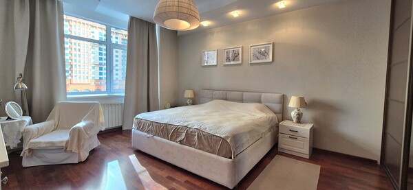 Продам трехкомнатную (3-комн.) квартиру, Авиационная ул, 79, Москва г