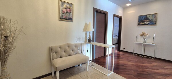 Продам трехкомнатную (3-комн.) квартиру, Авиационная ул, 79, Москва г