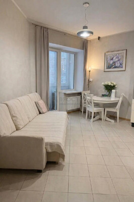 Продам двухкомнатную (2-комн.) квартиру, Кастанаевская ул, 13, Москва г