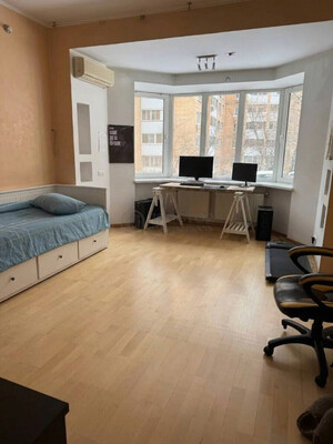 Продам двухкомнатную (2-комн.) квартиру, Кастанаевская ул, 13, Москва г