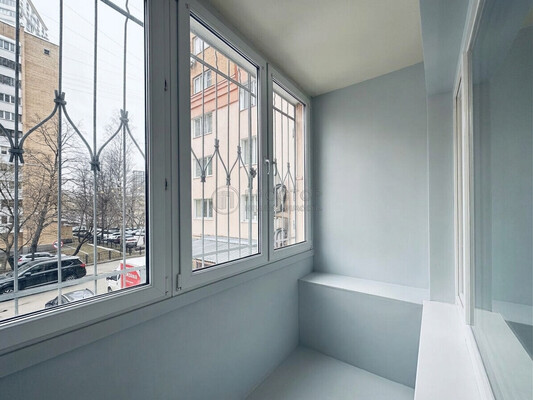 Продам двухкомнатную (2-комн.) квартиру, Кастанаевская ул, 13, Москва г