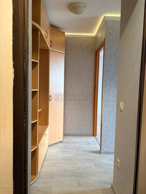 Продам однокомнатную (1-комн.) квартиру, Бирюлёвская ул, 58к1, Москва г