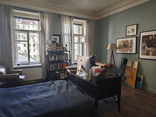 Продам комнату в 6-комн. квартире, 5-я В.О. линия, 52А, Санкт-Петербург г