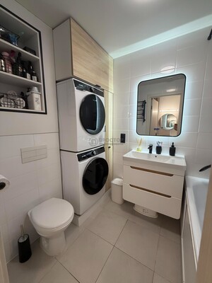 Продам трехкомнатную (3-комн.) квартиру, Люблинская ул, 74к3, Москва г