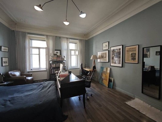 Продам комнату в 6-комн. квартире, 5-я В.О. линия, 52А, Санкт-Петербург г