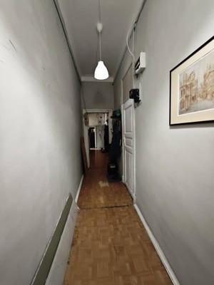 Продам комнату в 6-комн. квартире, 5-я В.О. линия, 52А, Санкт-Петербург г