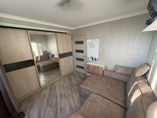 Продам двухкомнатную (2-комн.) квартиру, Седова ул, 17к1, Москва г