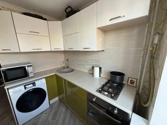 Продам двухкомнатную (2-комн.) квартиру, Седова ул, 17к1, Москва г