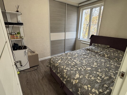 Продам двухкомнатную (2-комн.) квартиру, Балаклавский пр-кт, 24к2, Москва г