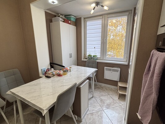 Продам двухкомнатную (2-комн.) квартиру, Балаклавский пр-кт, 24к2, Москва г