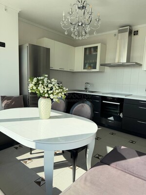 Продам двухкомнатную (2-комн.) квартиру, Хорошёвское ш, 12к1, Москва г