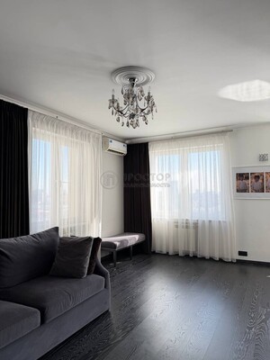 Продам двухкомнатную (2-комн.) квартиру, Хорошёвское ш, 12к1, Москва г