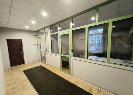 Продам коммерческое помещение 700,8 м2, Фруктовая ул, 7к2, Москва г